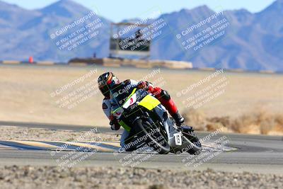 media/Jan-08-2022-SoCal Trackdays (Sat) [[1ec2777125]]/Turn 4 (1145am)/